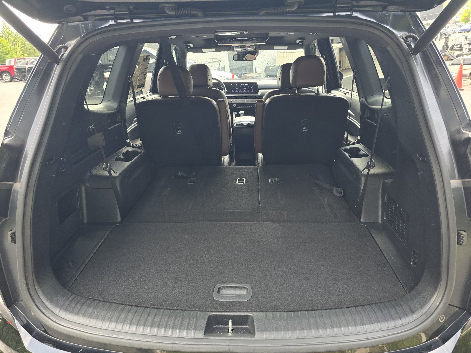Used 2023 Kia Telluride EX w/ EX Captain's Chair Package AWD/4WD image 25