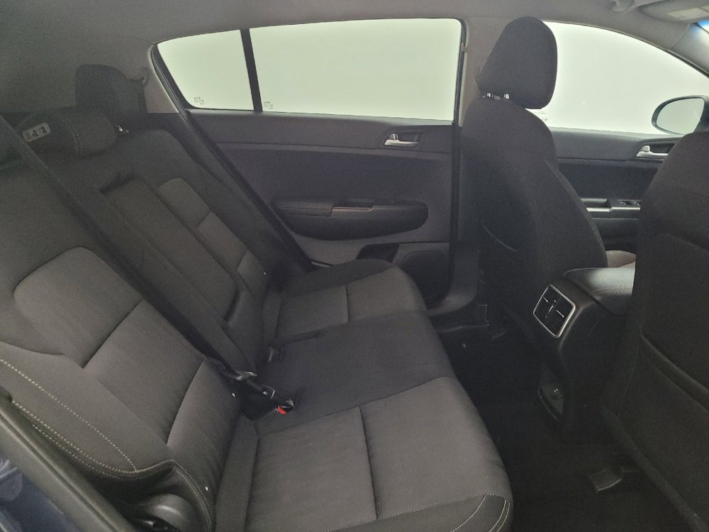 Used 2017 Kia Sportage LX AWD/4WD image 19