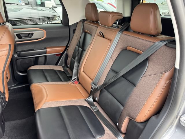Used 2025 Ford Bronco Sport Outer Banks w/ Outer Banks Tech Package+ AWD/4WD image 16