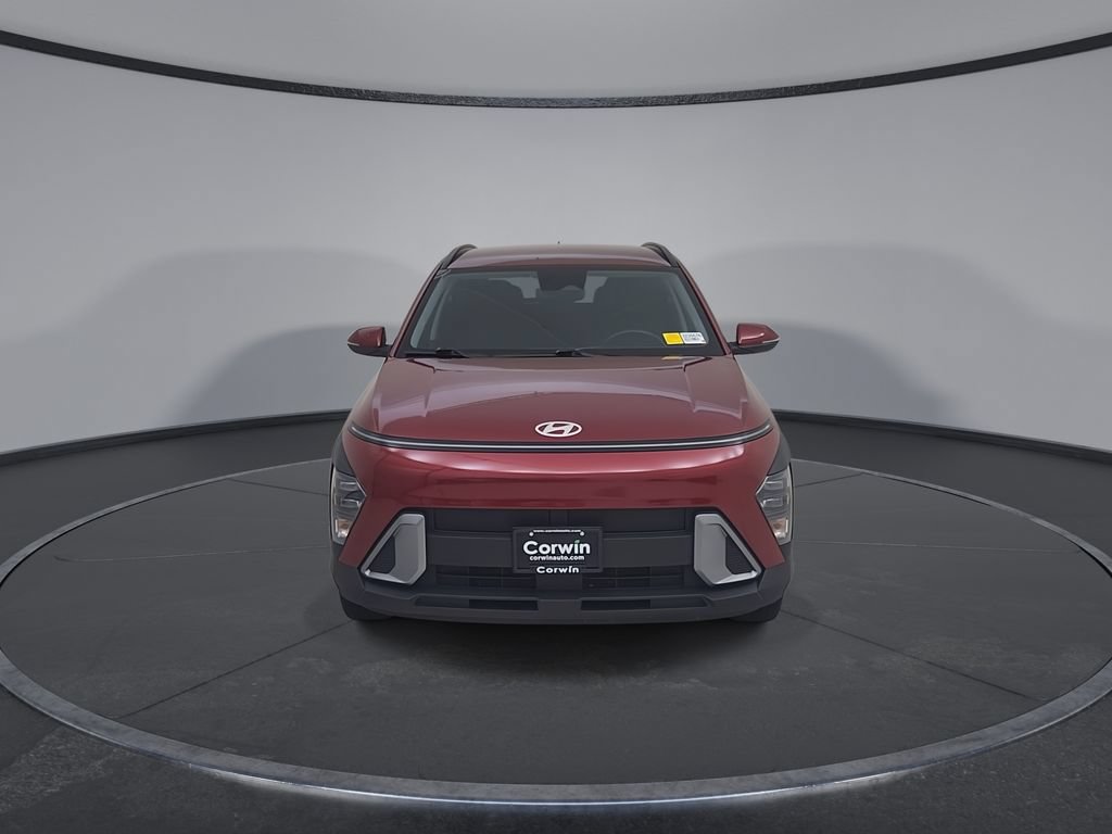 Used 2025 Hyundai Kona SEL FWD image 5