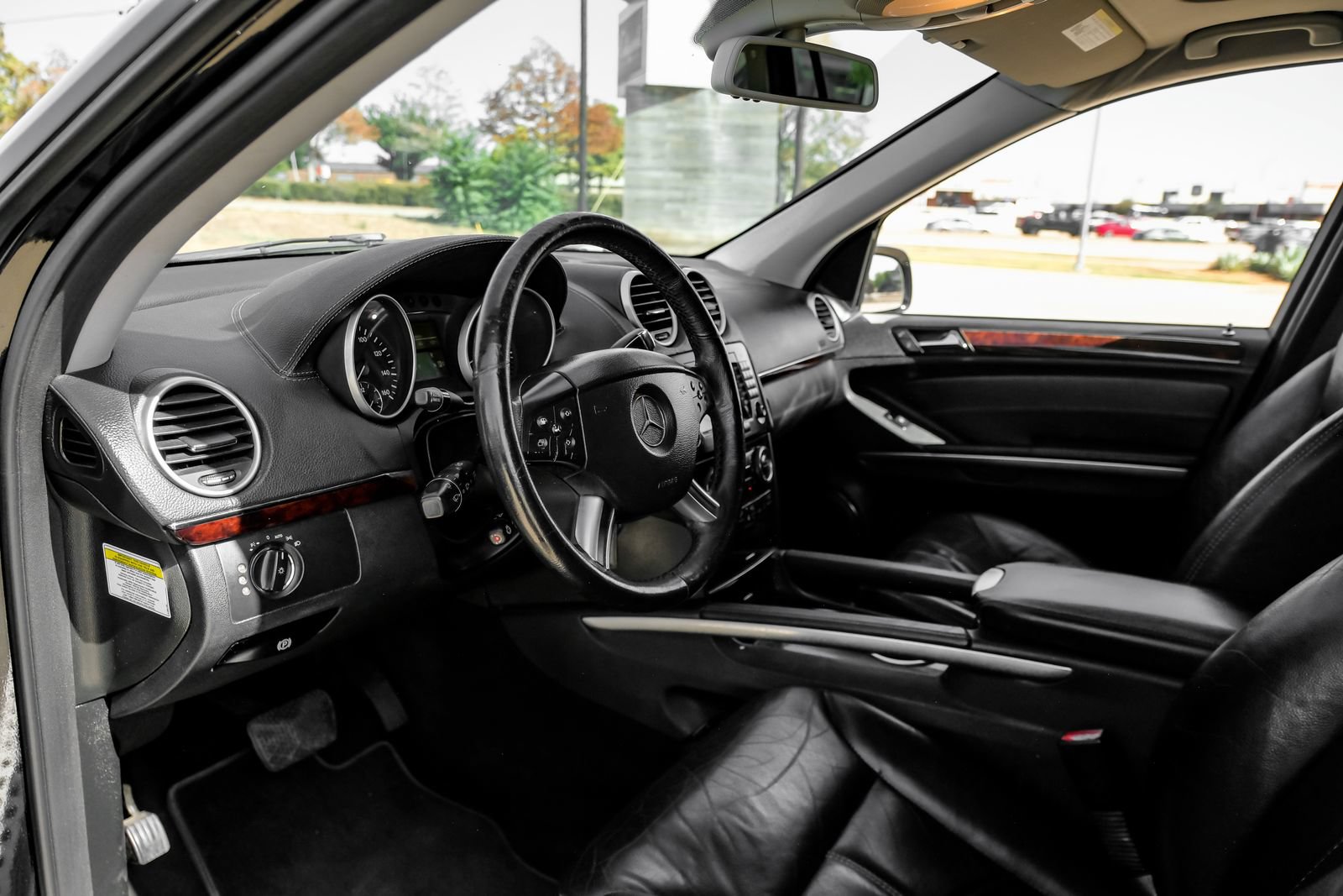 Used 2008 Mercedes-Benz GL 550 4MATIC image 3