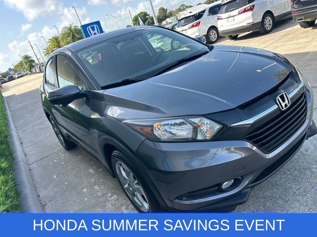 Used 2017 Honda HR-V EX image 3