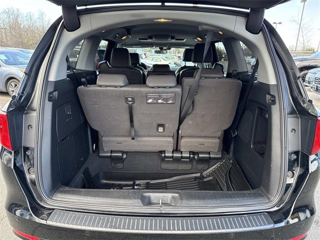 Used 2018 Honda Odyssey Elite image 12