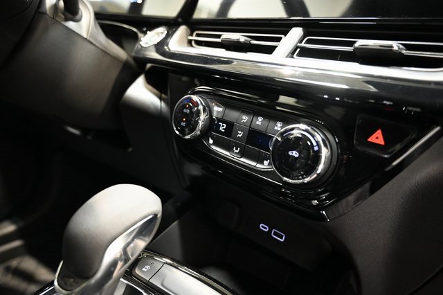 New 2026 Chevrolet Trax ACTIV w/ Driver Confidence Package image 17