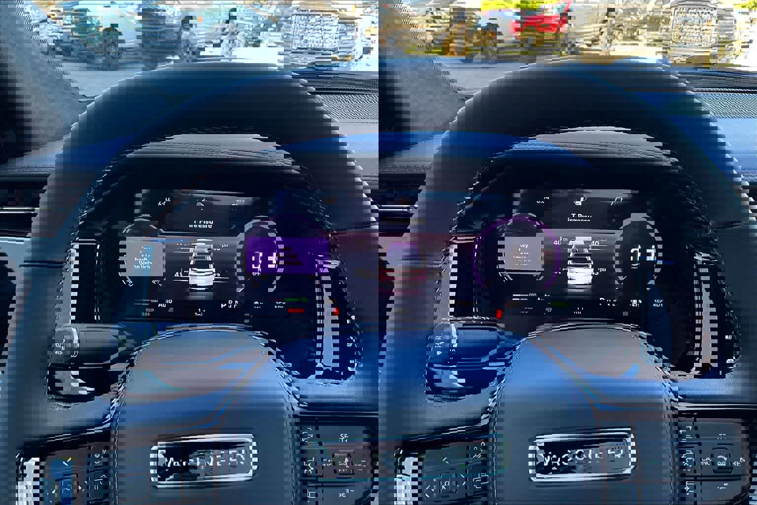 New 2025 Jeep Wagoneer S Launch Edition image 18