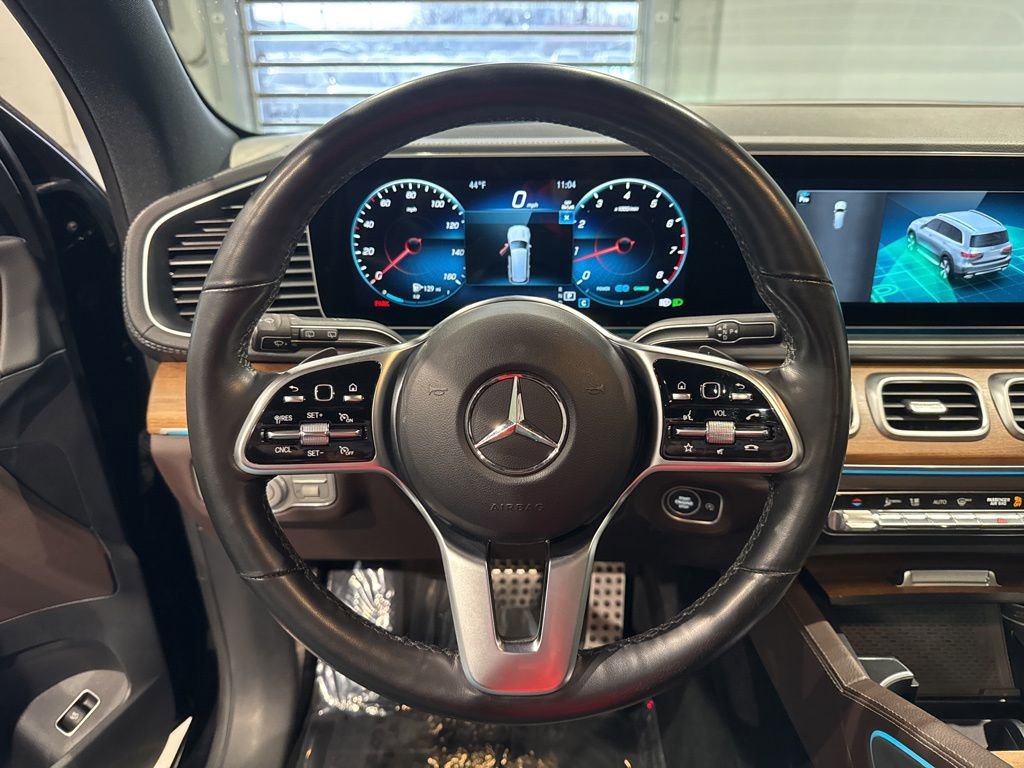 Used 2023 Mercedes-Benz GLS 450 4MATIC w/ AMG Line Exterior image 31