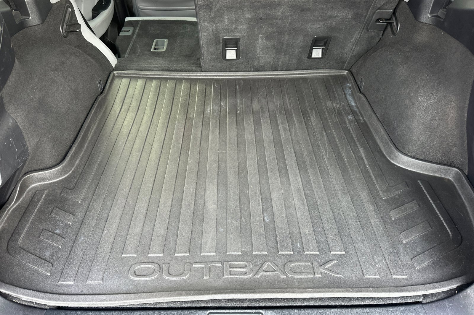 Used 2018 Subaru Outback 2.5i Limited image 17