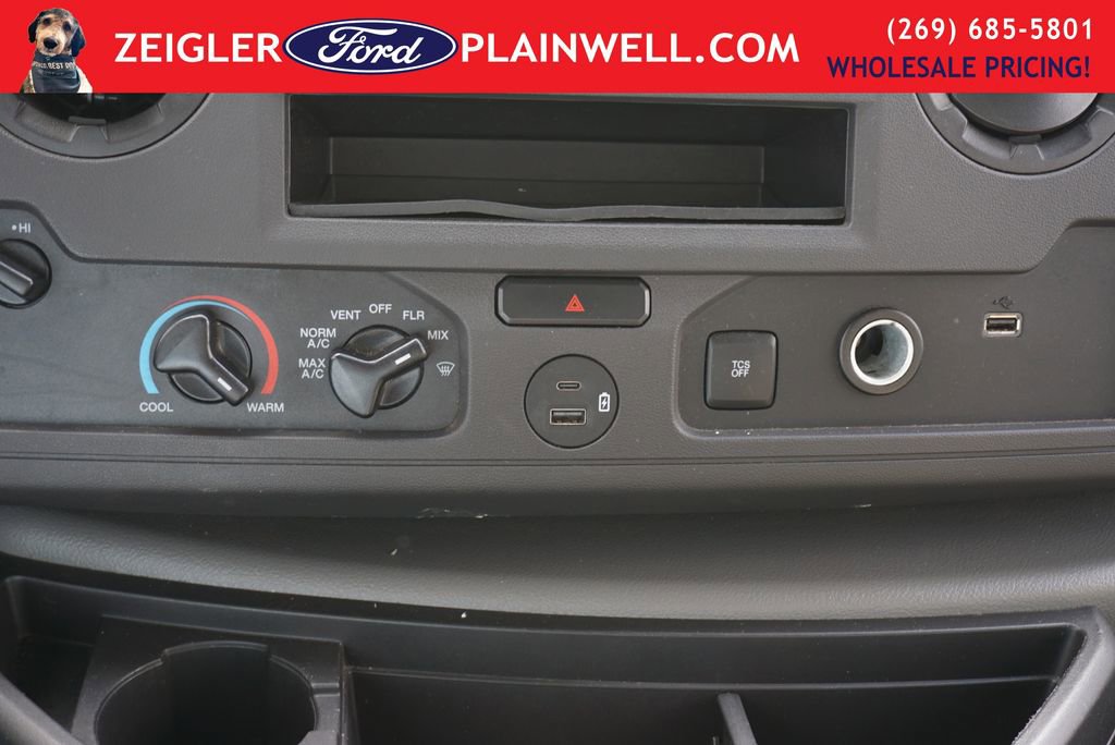 Used 2024 Ford E-450 and Econoline 450 Super Duty RWD image 15