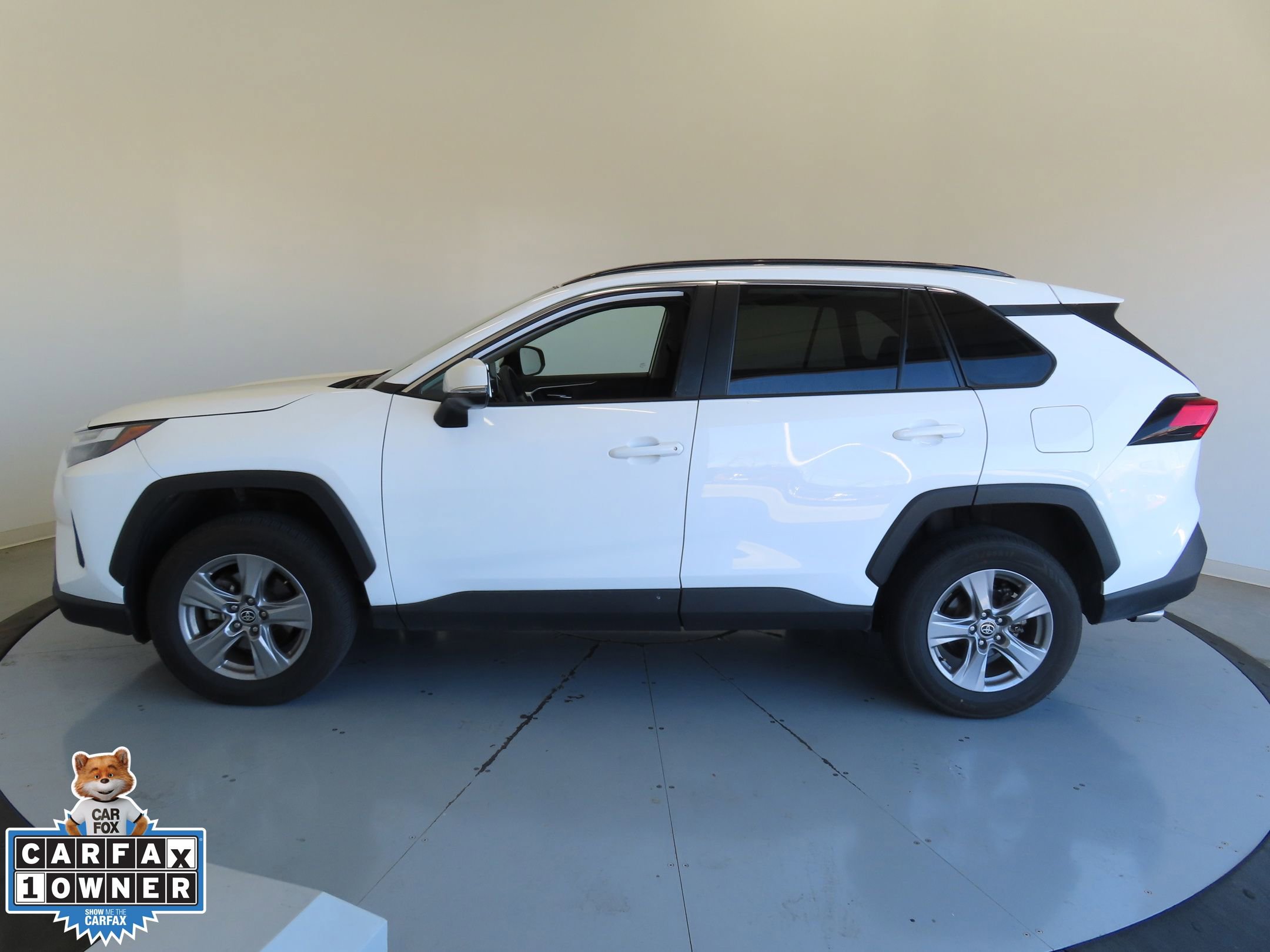 Used 2024 Toyota RAV4 XLE image 8