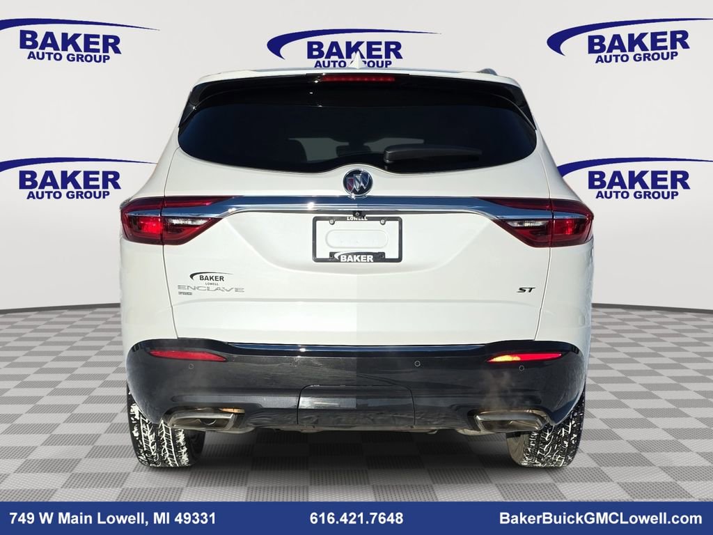 Used 2021 Buick Enclave Essence image 6