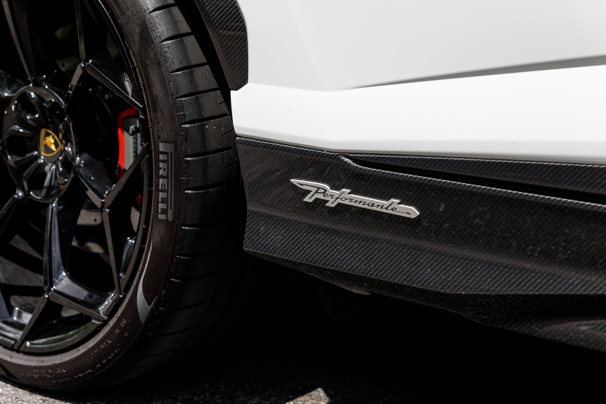 Used 2024 Lamborghini Urus Performante AWD/4WD image 42
