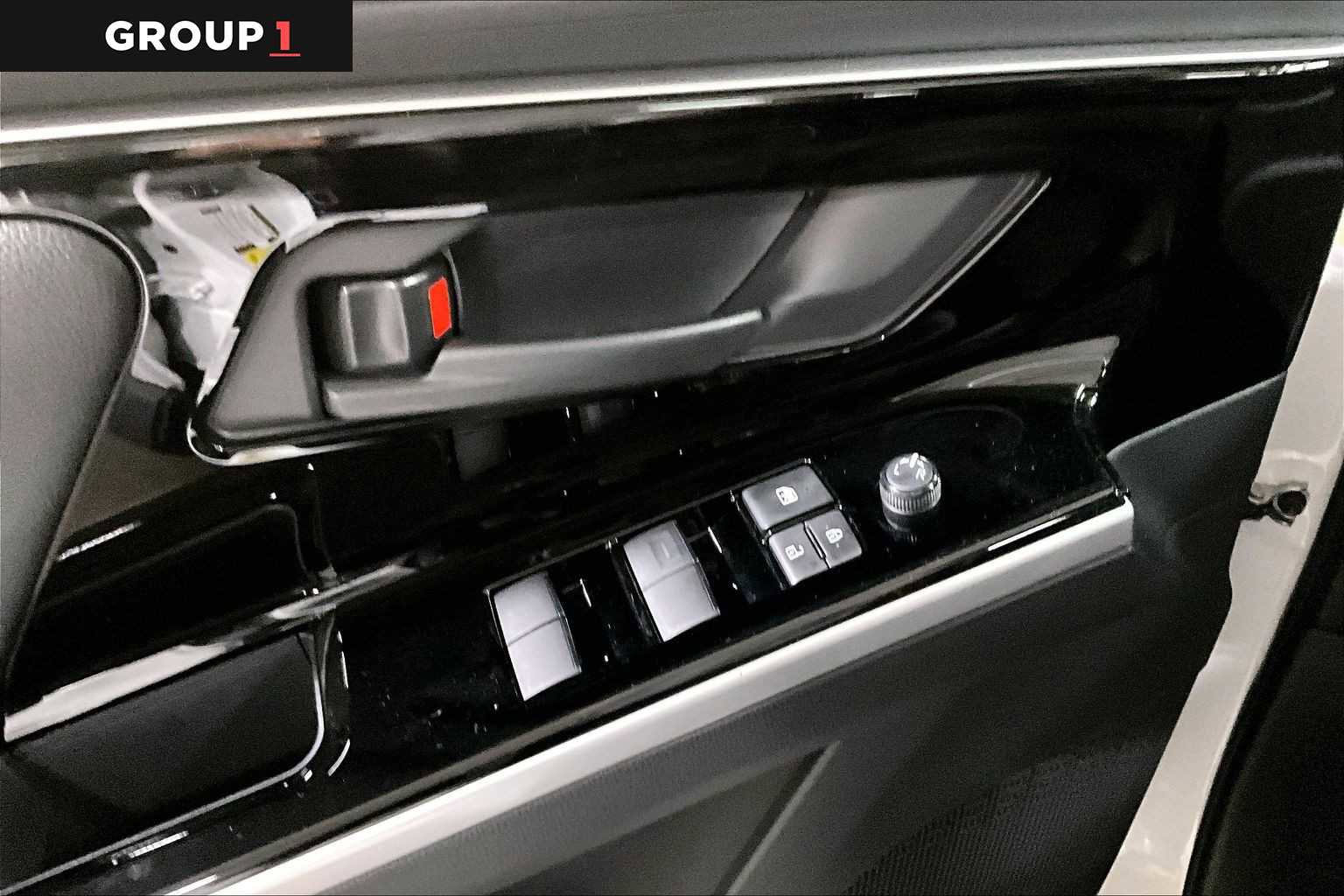 Used 2023 Toyota bZ4X XLE image 35