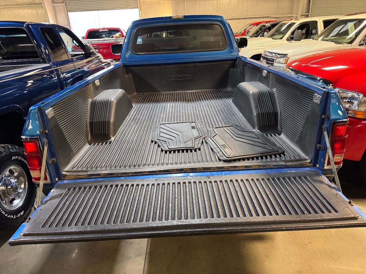 Used 1991 Dodge D/W Truck 250 image 14