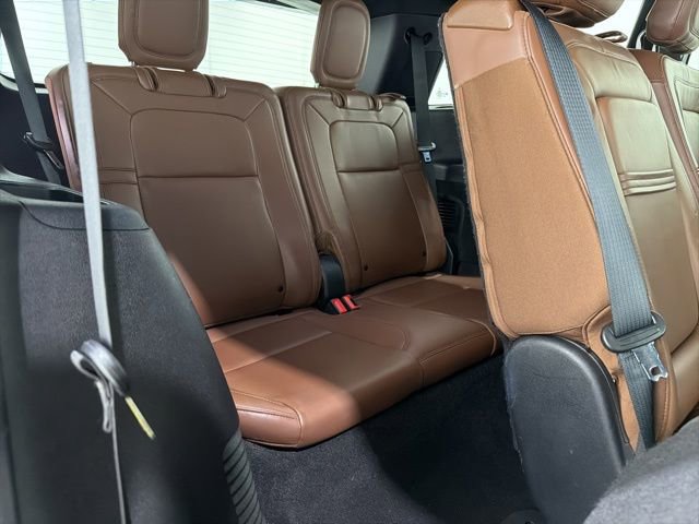 Used 2020 Lincoln Aviator Reserve w/ Equipment Group 201A AWD/4WD image 27