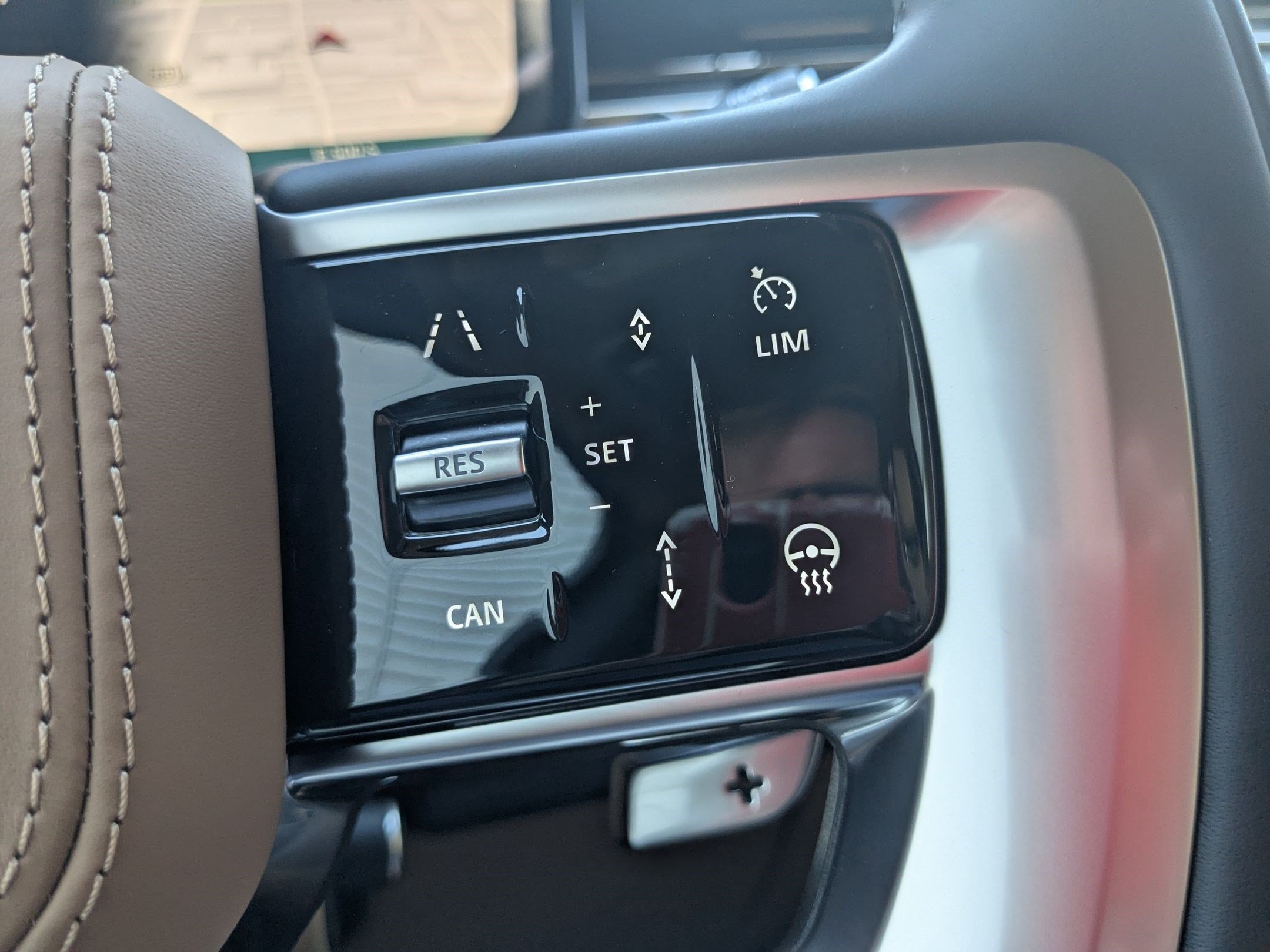 New 2026 Land Rover Range Rover SE AWD/4WD image 18