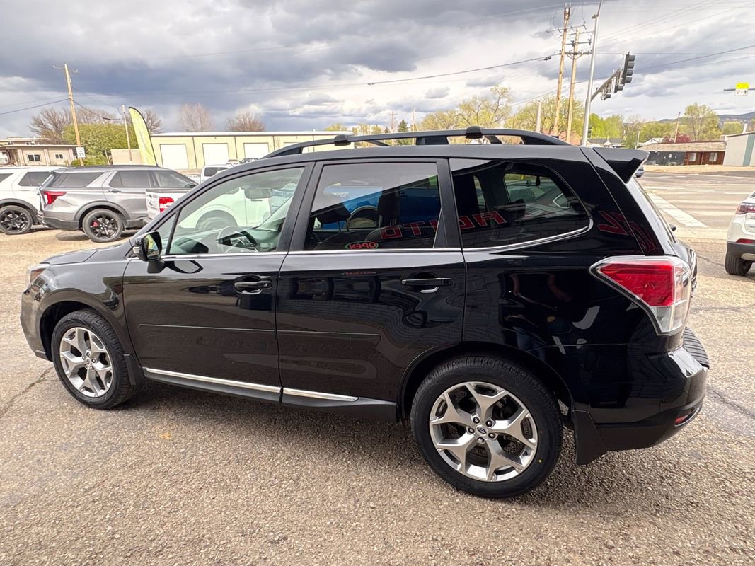 Used 2017 Subaru Forester 2.5i Touring AWD/4WD image 7