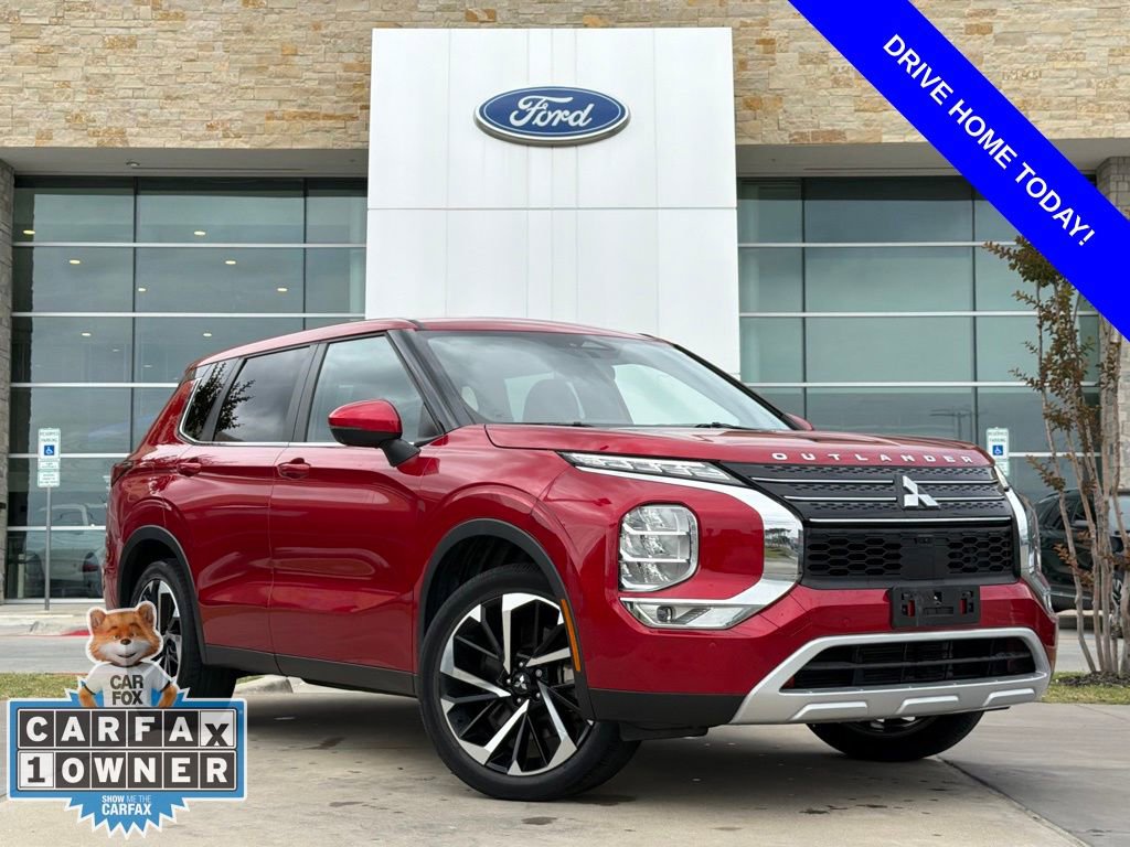 Used 2022 Mitsubishi Outlander SE FWD image 1