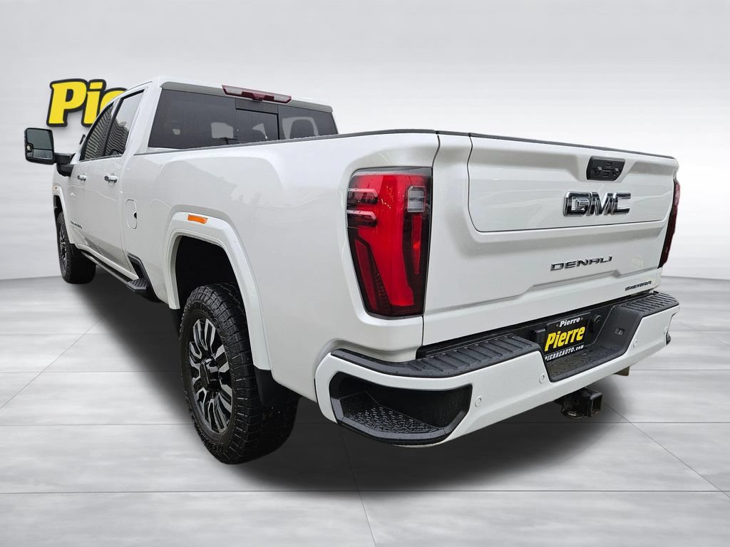 Used 2024 GMC Sierra 3500 Denali Ultimate AWD/4WD image 3