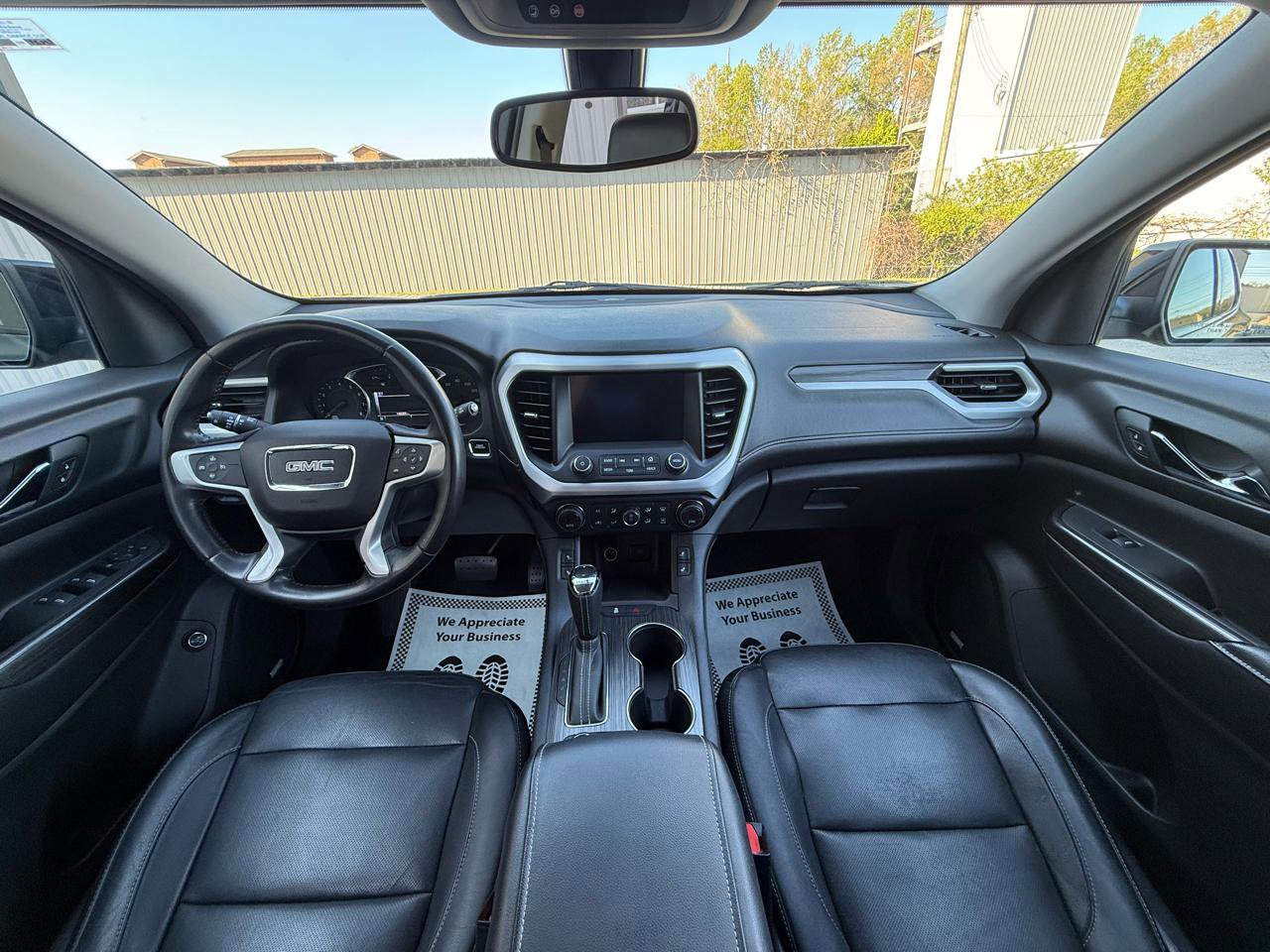 Used 2019 GMC Acadia SLT w/ Black Edition image 10