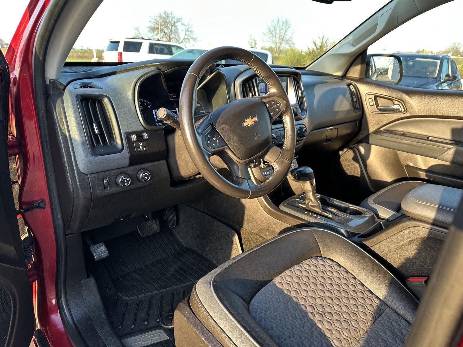 Used 2018 Chevrolet Colorado Z71 image 18