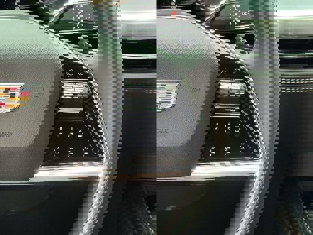 Certified 2025 Cadillac Escalade Premium Luxury w/ Touring Package image 27