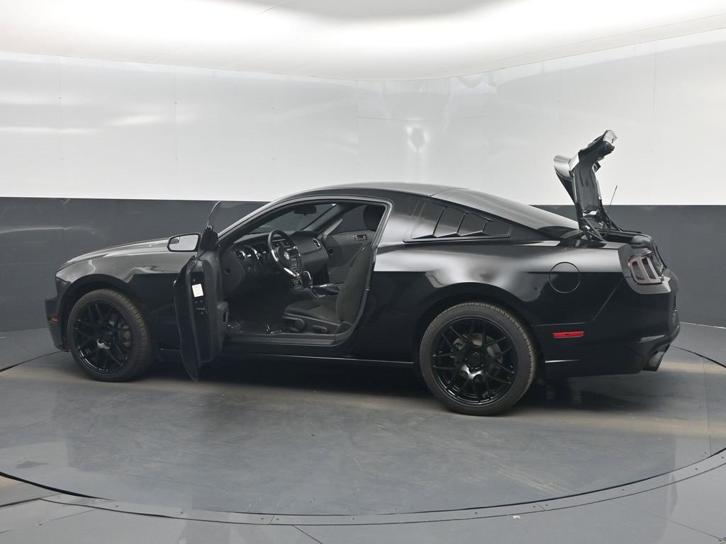 Used 2014 Ford Mustang Coupe image 41