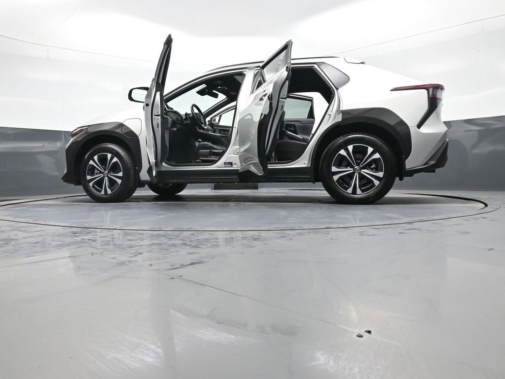 Used 2023 Toyota bZ4X XLE w/ Weather Package image 49