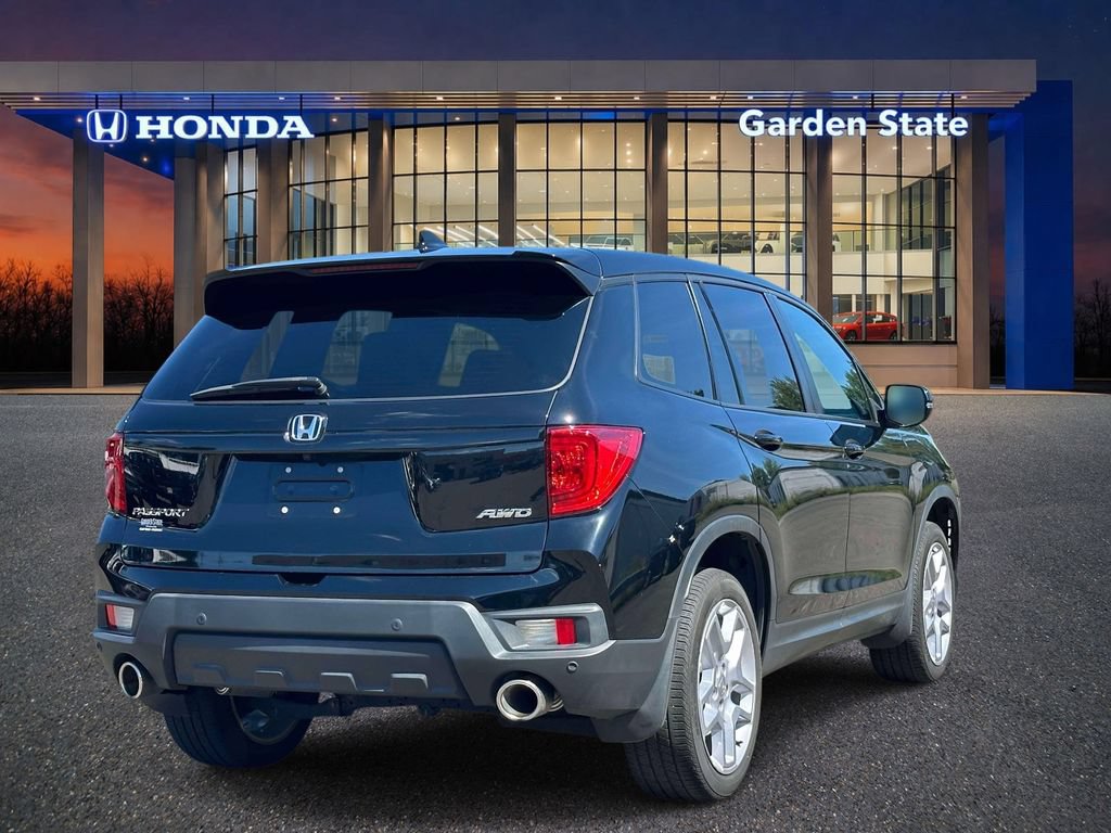 Certified 2024 Honda Passport EX-L image 3