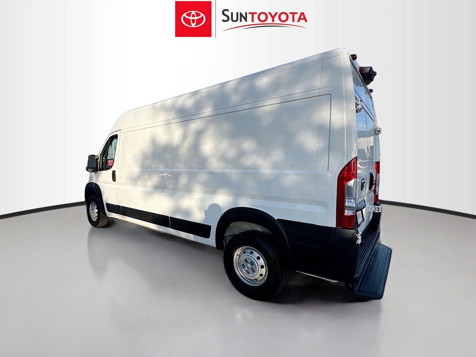 Used 2022 RAM ProMaster 2500 w/ Convenience Group image 6