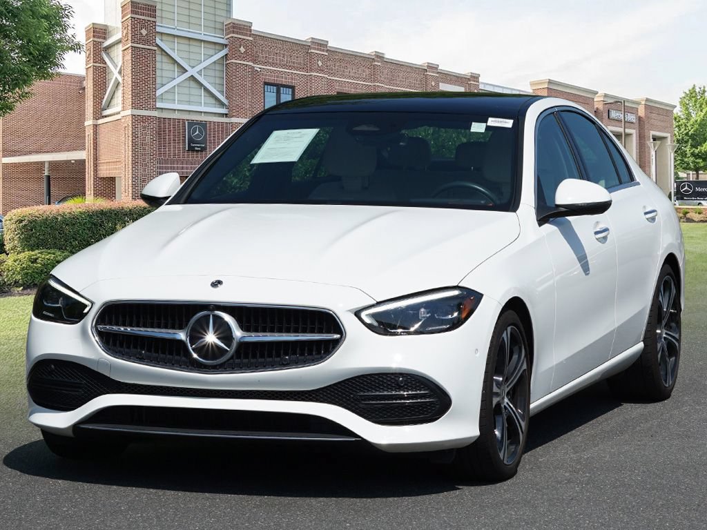 Used 2024 Mercedes-Benz C 300 Sedan image 4