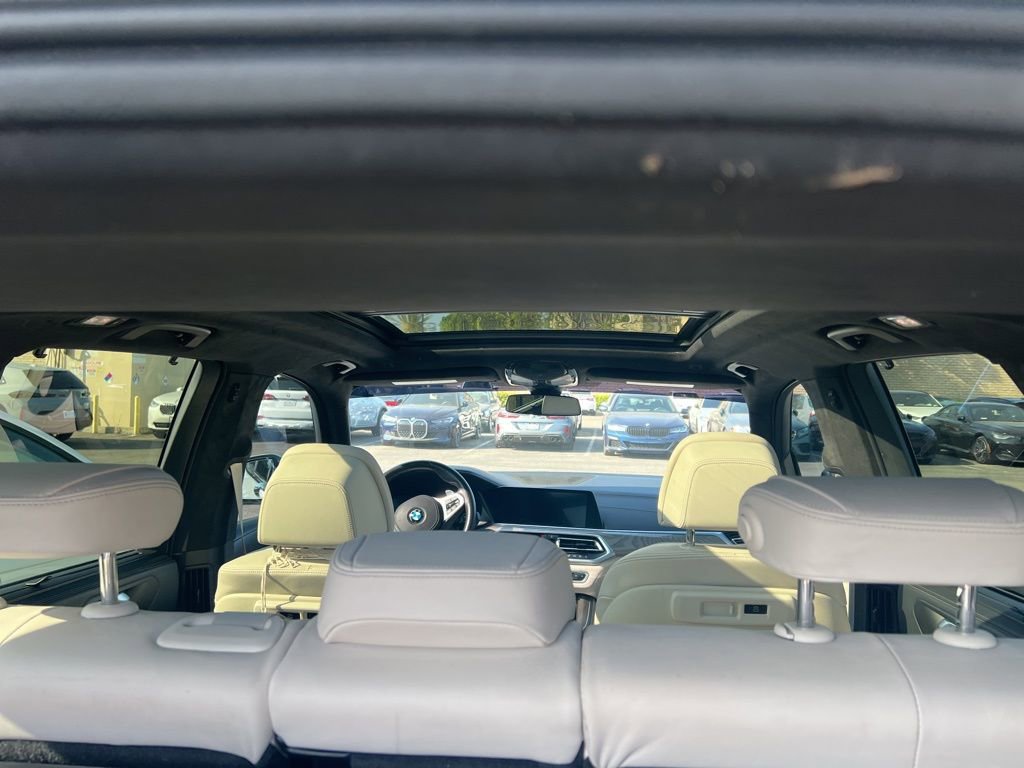 Used 2020 BMW X5 xDrive40i w/ M Sport Package image 7