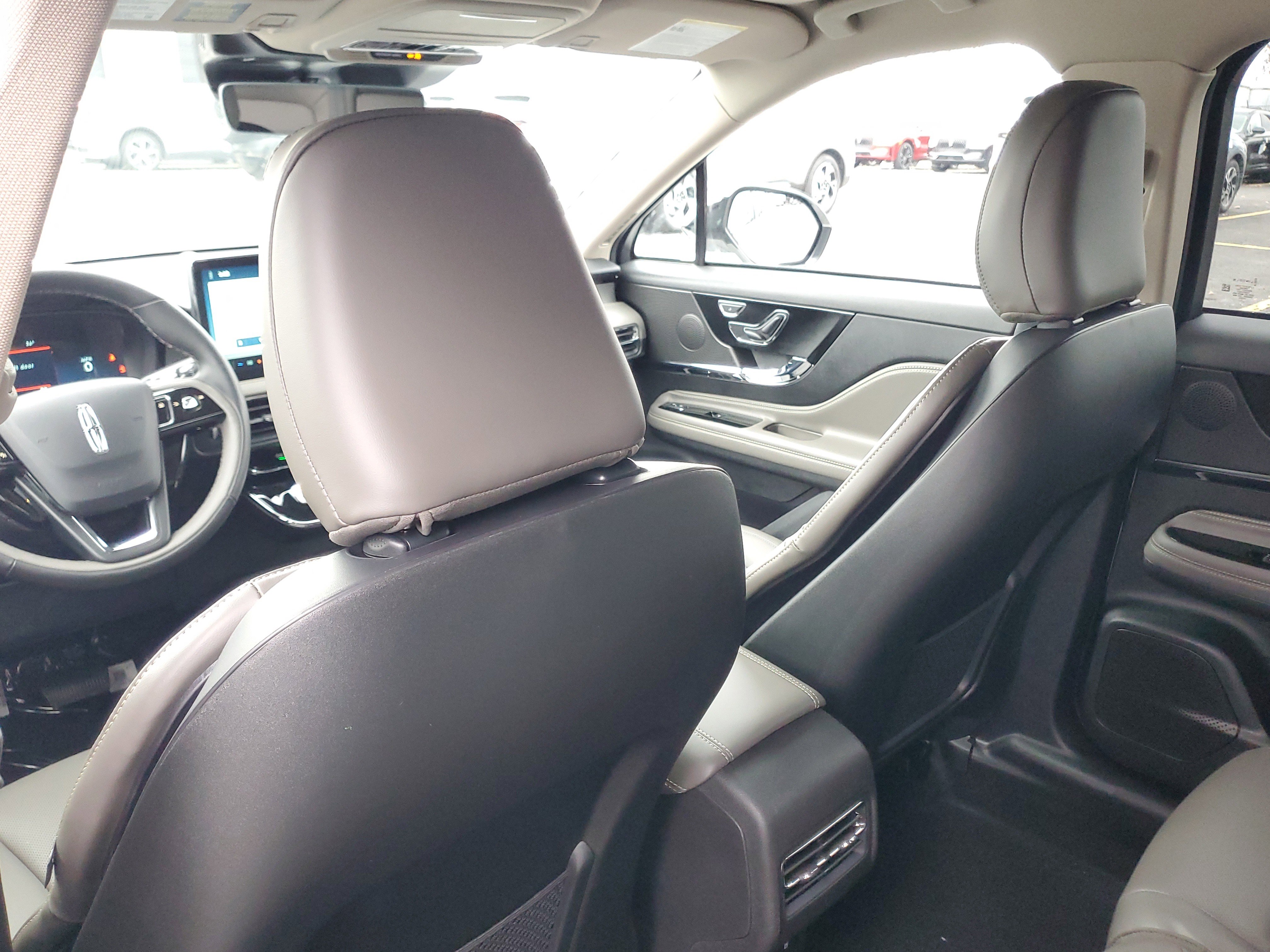 New 2026 Lincoln Corsair Premiere image 26