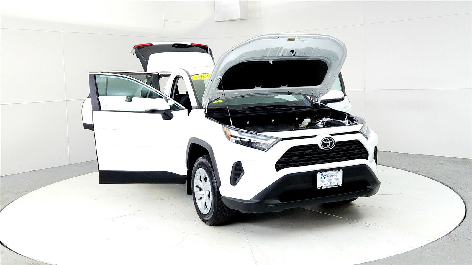 Certified 2025 Toyota RAV4 LE image 9