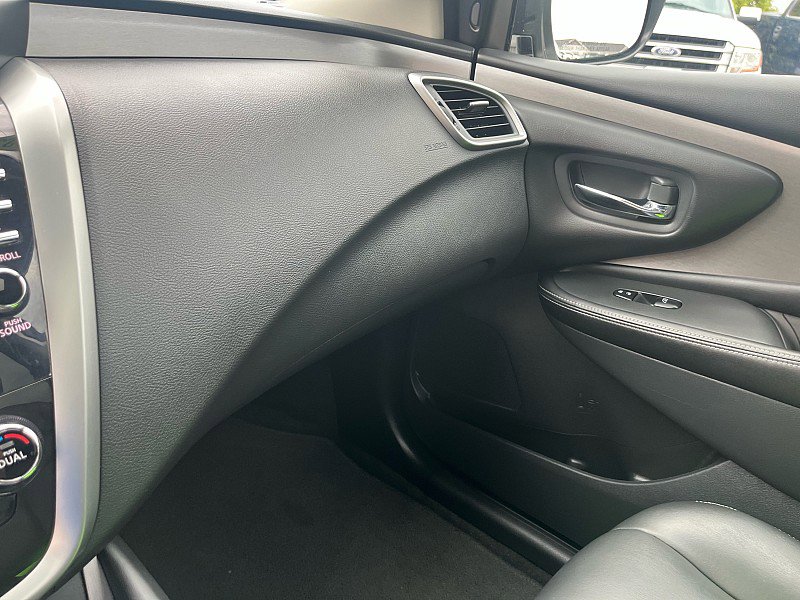 Used 2023 Nissan Murano SV AWD/4WD image 25