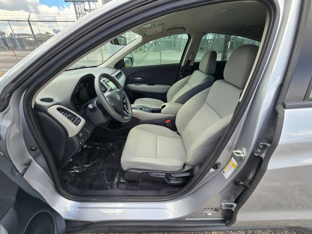 Used 2021 Honda HR-V LX image 9