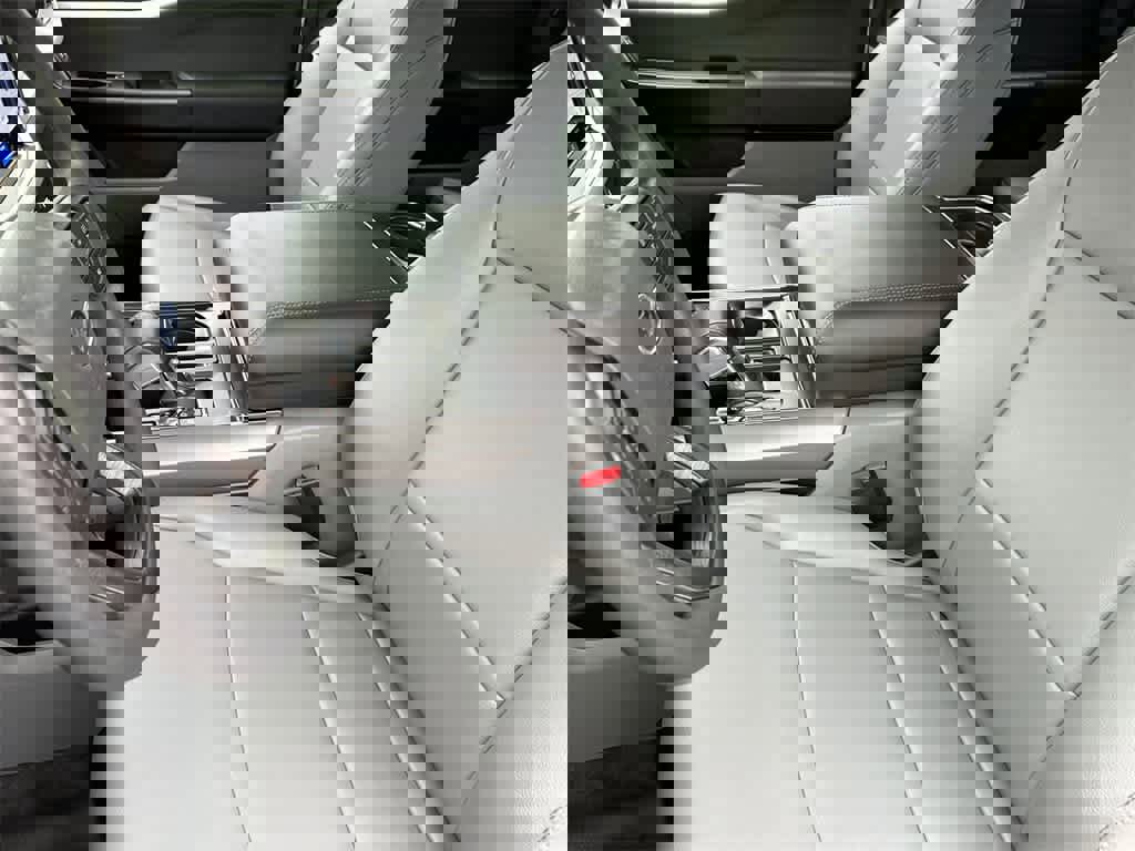 New 2023 Ford F150 Lightning Pro w/ Tow Technology Package image 12