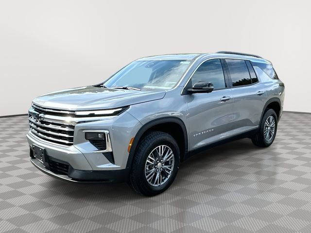 New 2026 Chevrolet Traverse LT w/ Driver Confidence Package AWD/4WD image 1