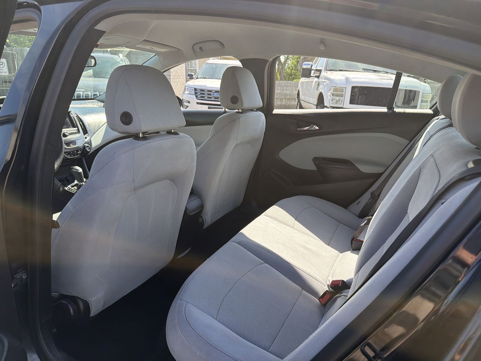Used 2019 Chevrolet Cruze LS FWD image 21