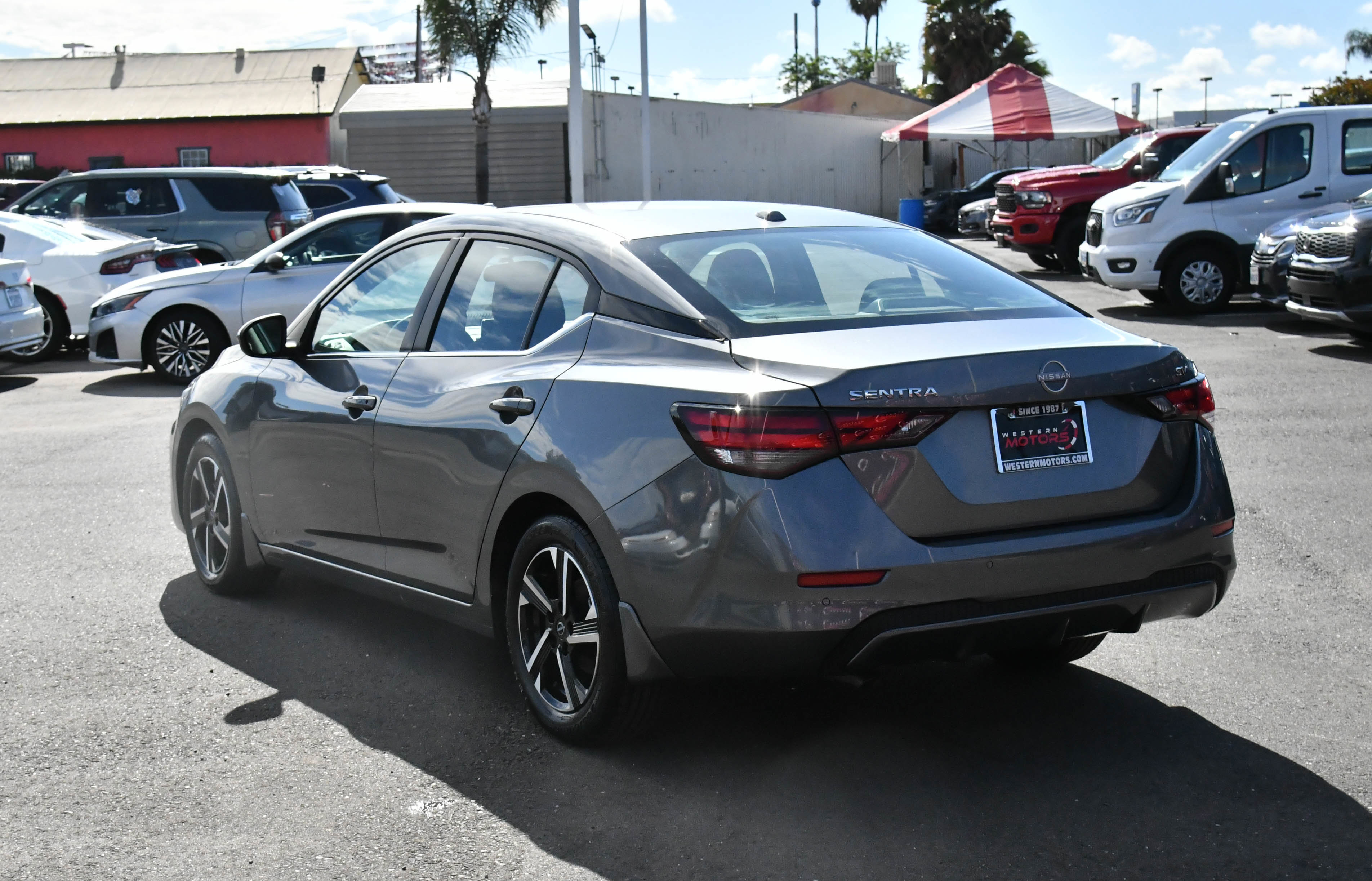 Used 2024 Nissan Sentra SV FWD image 6