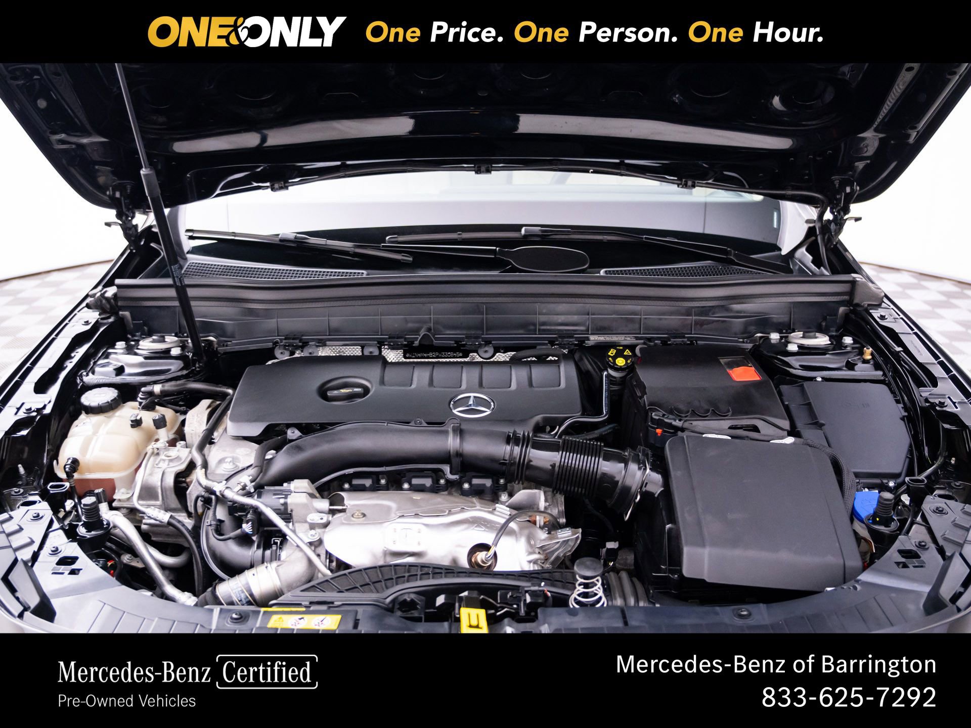 Used 2023 Mercedes-Benz GLB 250 4MATIC w/ Premium Package image 33