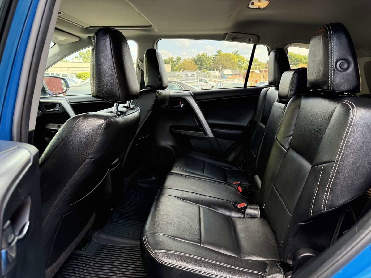 Used 2017 Toyota RAV4 XLE image 12