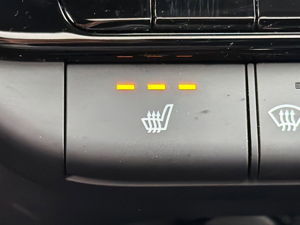 Used 2025 Hyundai Elantra N image 30