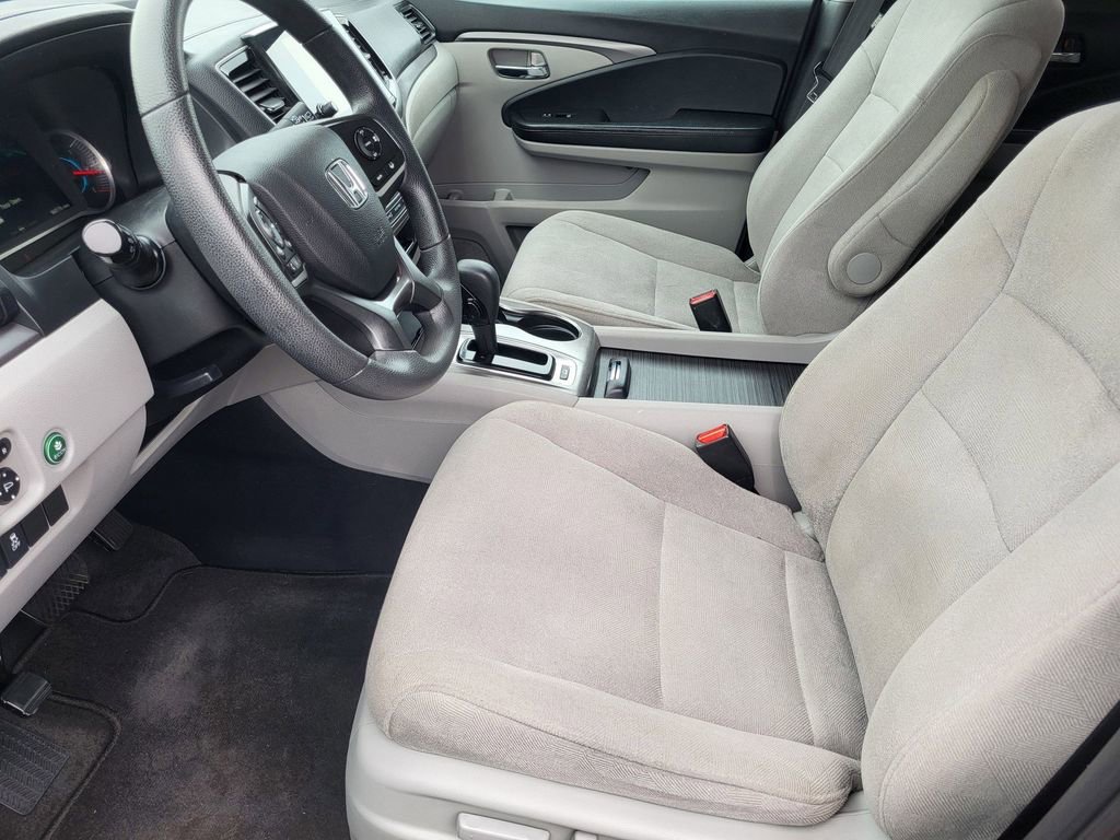 Used 2019 Honda Pilot EX image 9
