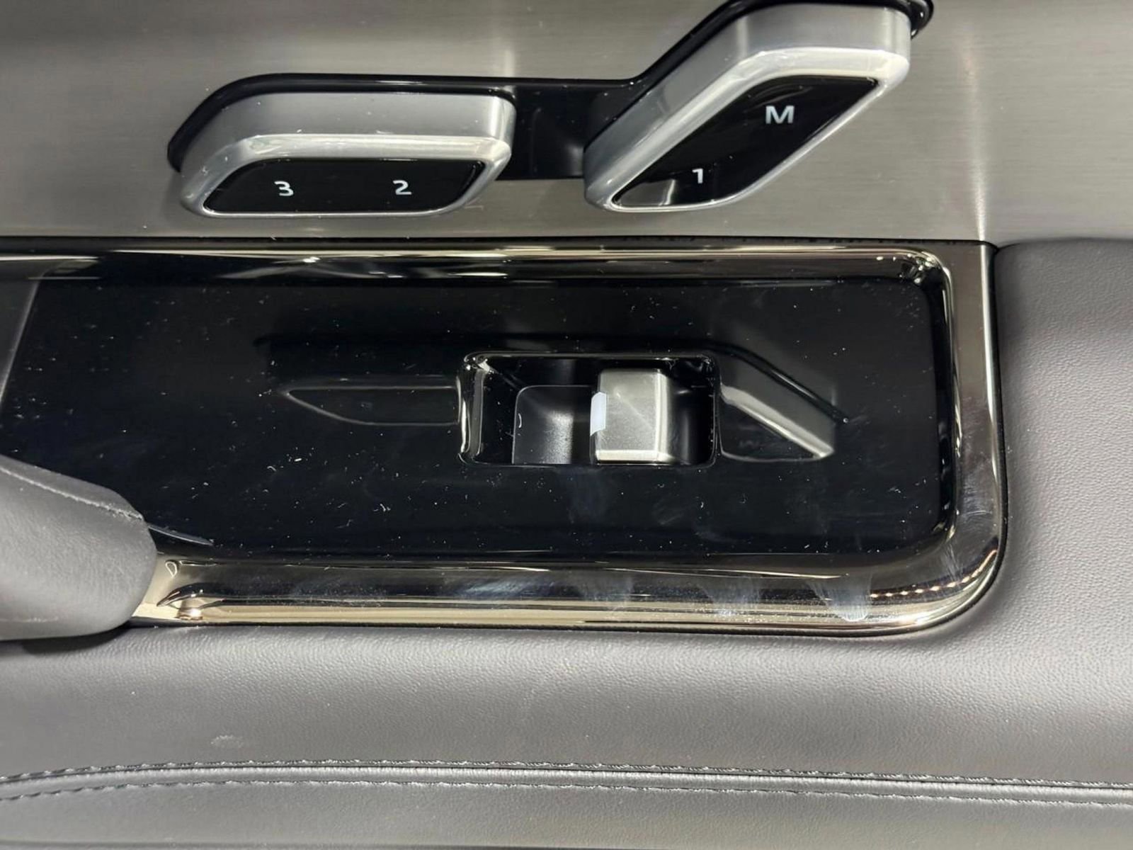 New 2026 Land Rover Range Rover Sport Dynamic SE image 21