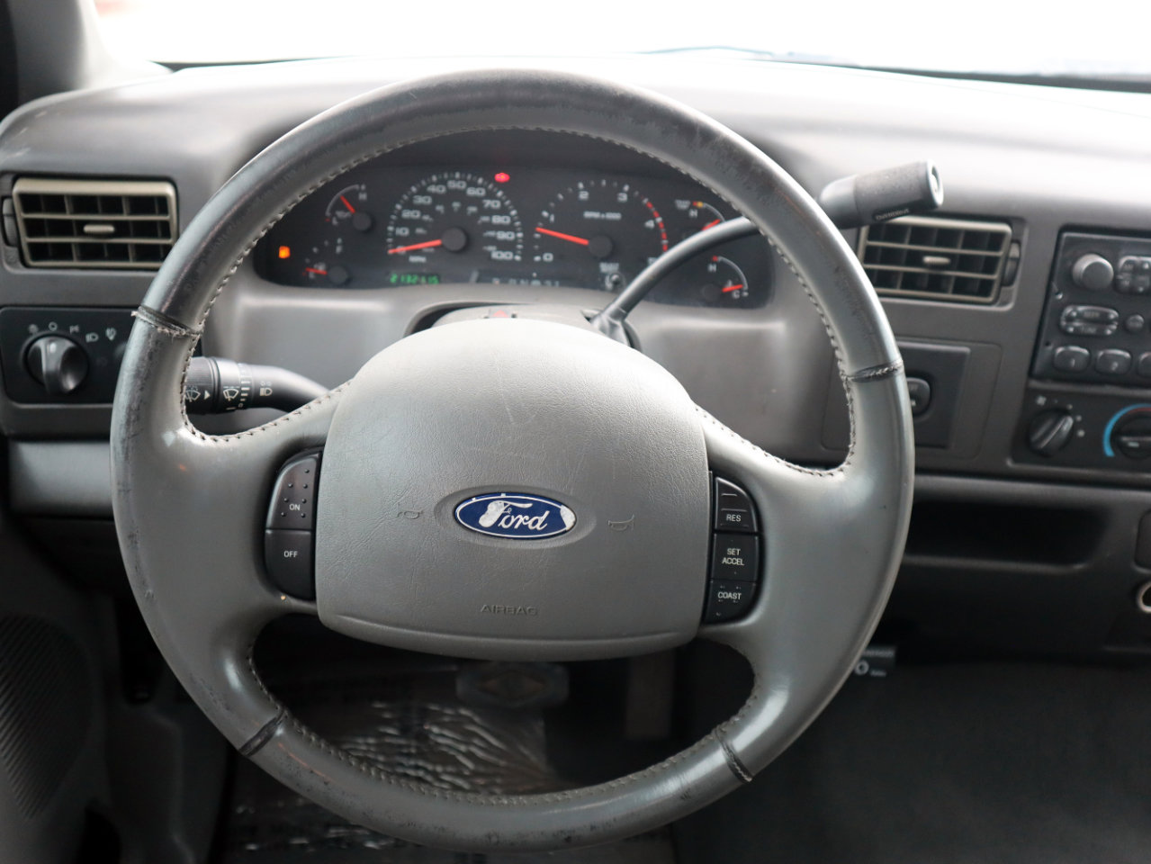 Used 2003 Ford F250 XL image 17