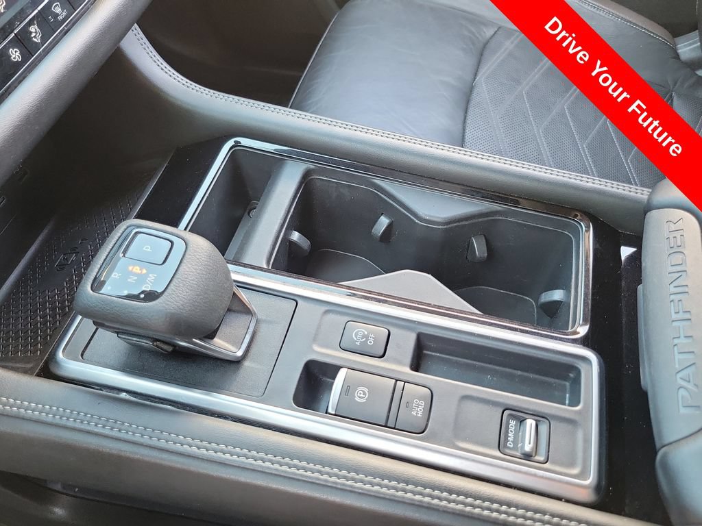 Used 2022 Nissan Pathfinder Platinum w/ Cargo Package FWD image 13
