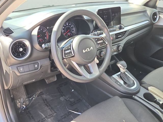 Used 2024 Kia Forte LXS FWD image 17