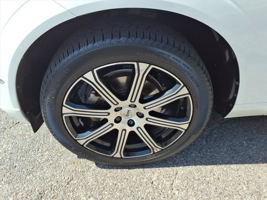 Used 2018 Volvo XC60 T5 Inscription w/ Advanced Package AWD/4WD image 9
