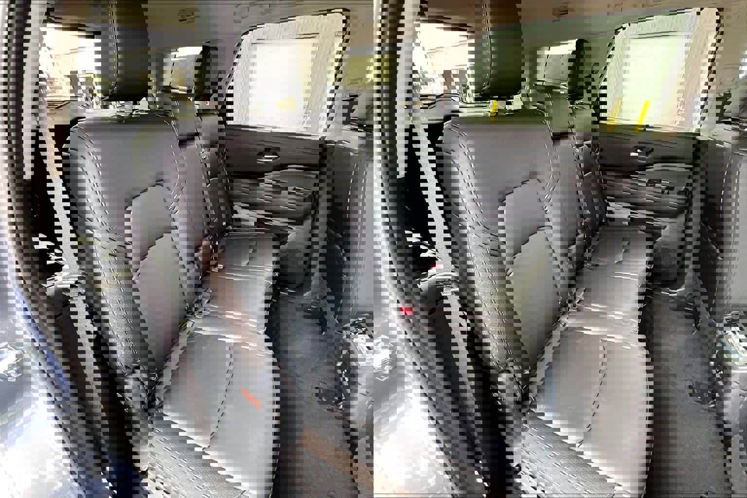 Used 2025 Nissan Pathfinder SL image 20