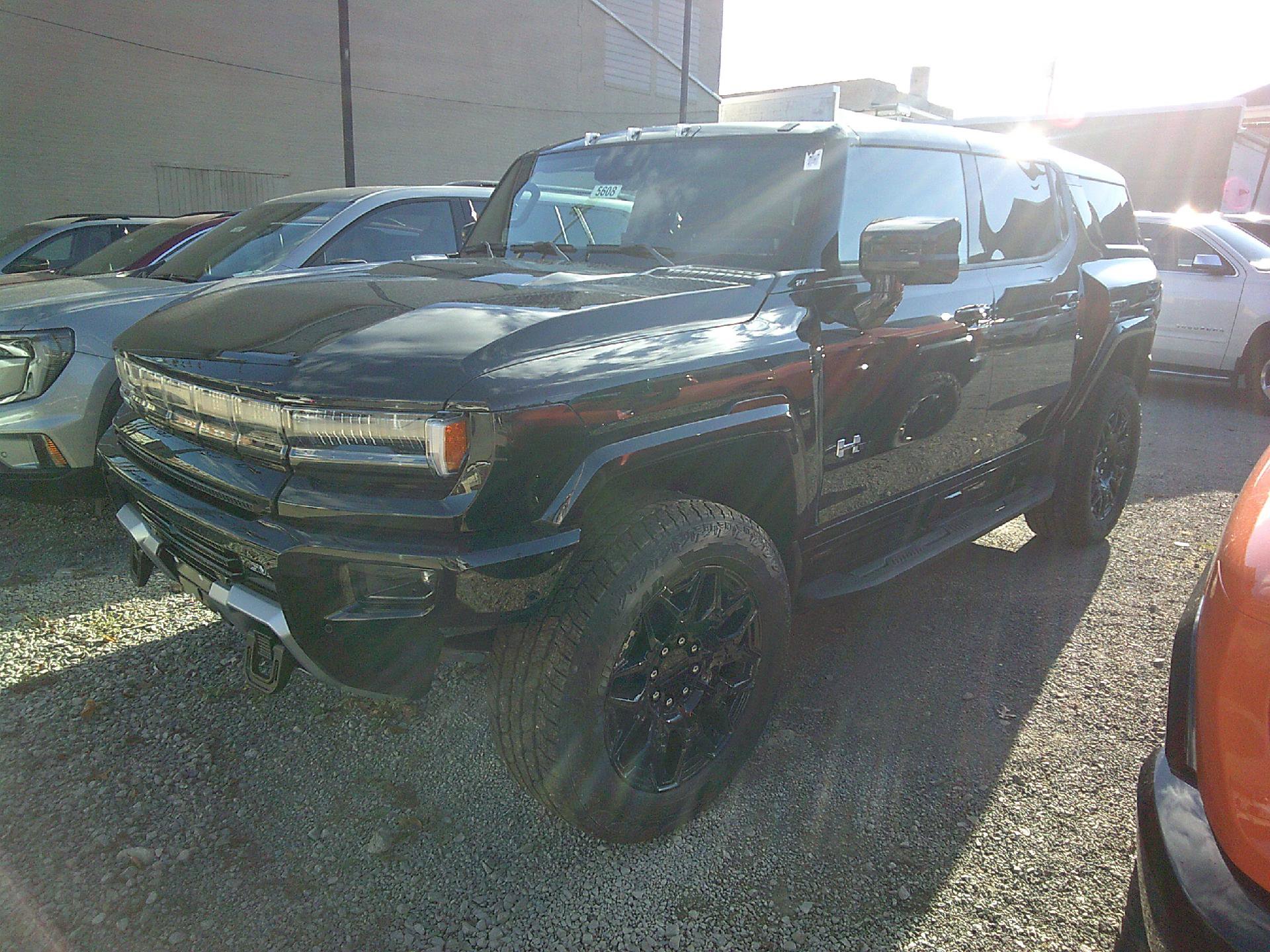 New 2025 GMC Hummer EV 2X image 3